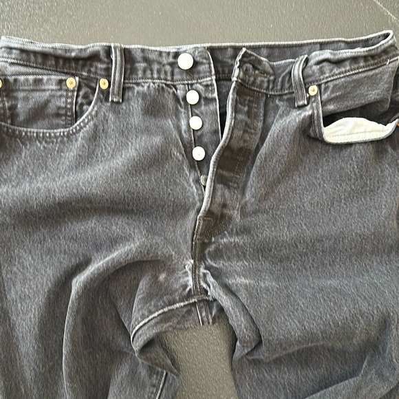 Levi’s - black, button-fly, 34/34 from early 2000s - Picture 2 of 7